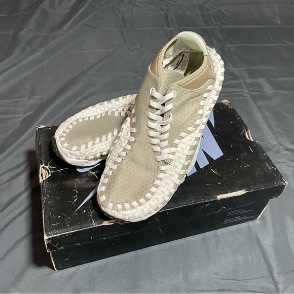 Nike woven footscapes 3HC in faded taupe - Picture 2 of 5